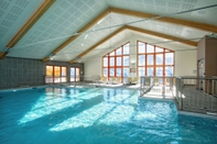 Swimming Pool Résidence Prestige Odalys Rochebrune Les Cimes