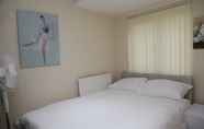 Bedroom 4 A A Guest Rooms Thamesmead Immaculate 4 Bed Rooms