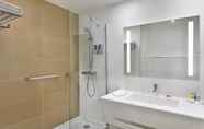 Toilet Kamar 3 Park Mall Hotel & Conference Center
