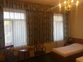 Bedroom 4 Hotel  Arnold
