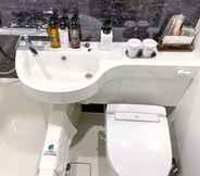 In-room Bathroom 5 Hotel Livemax Ikebukuro-Ekimae