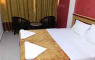 Kamar Tidur 3 Golden Touch Hotel