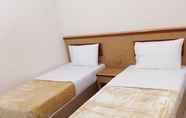 Kamar Tidur 2 Golden Touch Hotel