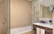 In-room Bathroom 2 Avani + Palm View Dubai Hotel & Suites