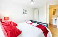 Kamar Tidur 4 Bristol Luxury Apartment with Parking