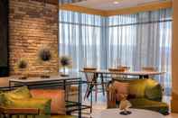 Quầy bar, cafe và phòng lounge Fairfield Inn & Suites by Marriott Harrisburg West/Mechanicsburg