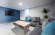 Ruang untuk Umum 2 Immaculate 5-bed House in the City Centre Ashford