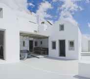 Exterior 2 Grace Hotel Santorini, Auberge Resorts Collection