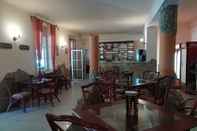 Quầy bar, cafe và phòng lounge Baranya Hotel