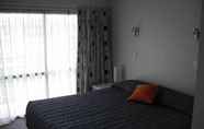 Kamar Tidur 6 Avenue Motel