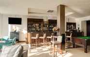Bar, Kafe, dan Lounge 7 Park Grand London Heathrow