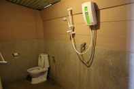 Toilet Kamar Phi Phi Power Beach Resort