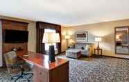 Bilik Tidur 4 Hampton Inn and Suites New Hartford/Utica