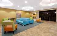 Lobby 5 La Quinta Inn & Suites by Wyndham Dickinson