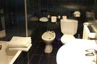 Toilet Kamar Iberflat Hotel Marynton