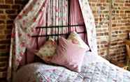 Kamar Tidur 3 Crown at Aldbourne