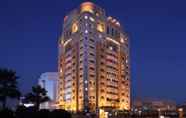 Exterior 3 Marriott Executive Apartments Riyadh, Convention Center