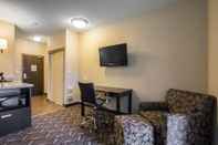 Common Space Comfort Inn & Suites