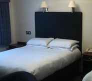 Bedroom 3 Highwayman Hotel