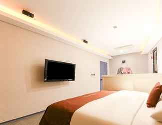 Kamar Tidur 2 Hotel ON