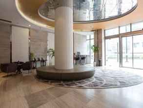 Lobby 4 Metropolo Zhenjiang Railway Station Wanda Square