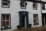 Exterior No 29 Well Street B & B