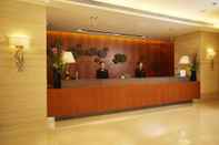 Lobby Shenzhen New World WeiRui Grand Hotel