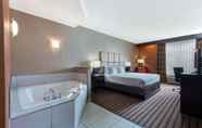 Phòng ngủ 2 La Quinta Inn & Suites by Wyndham Harrisburg-Hershey