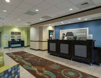 Lobby 2 Hampton Inn Dahlgren