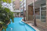 Swimming Pool Nesuto Pennant Hills