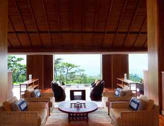 Lobby 2 The Ritz-Carlton, Okinawa