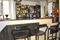 Bar, Cafe and Lounge Hotel Nido D'Aquila