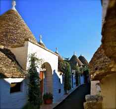 Bangunan 4 Trulli e Puglia