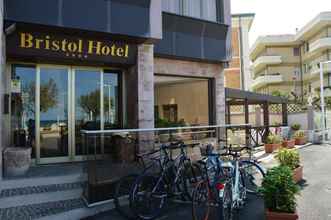 Bangunan 4 Bristol Hotel