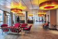 Lobby Hotel Lyon Ouest