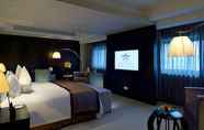 Bedroom 5 Howard Johnson IFC Plaza Ningbo