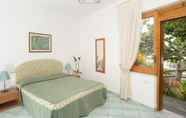 Kamar Tidur 7 Hotel & Residence Matarese