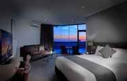 Bedroom 4 Lakes Hotel