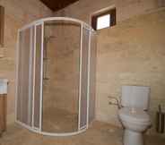 In-room Bathroom 4 Gerdis Evi