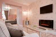 Common Space Bowness Bay Suites - Adults only