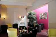 Quầy bar, cafe và phòng lounge Hotel Restaurant Charme en Beaujolais