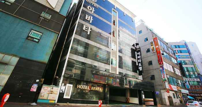 Exterior Abata Hotel