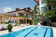 Swimming Pool Villa Sonata