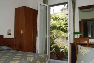 Kamar Tidur 4 Hotel Baia Blu