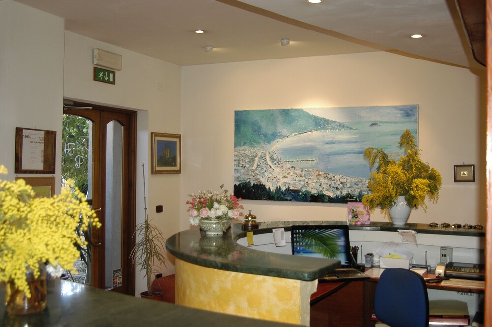 Lobby Hotel Baia Blu