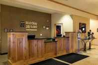 Lobby MainStay Suites Williston