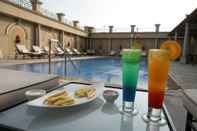 Swimming Pool Chelsea Plaza Hotel Dubai