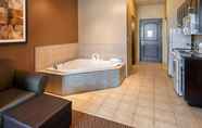 Phòng tắm bên trong 2 Best Western Plus Estevan Inn & Suites