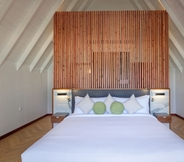 ห้องนอน 5 OUTRIGGER Maldives Maafushivaru Resort