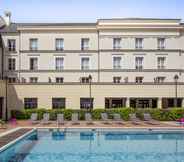 Swimming Pool 7 Aparthotel Adagio Serris - Val d'Europe